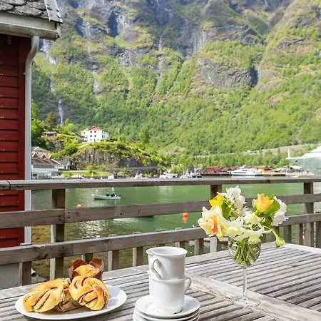 Fretheim Fjordhytter Vakantiehuis *